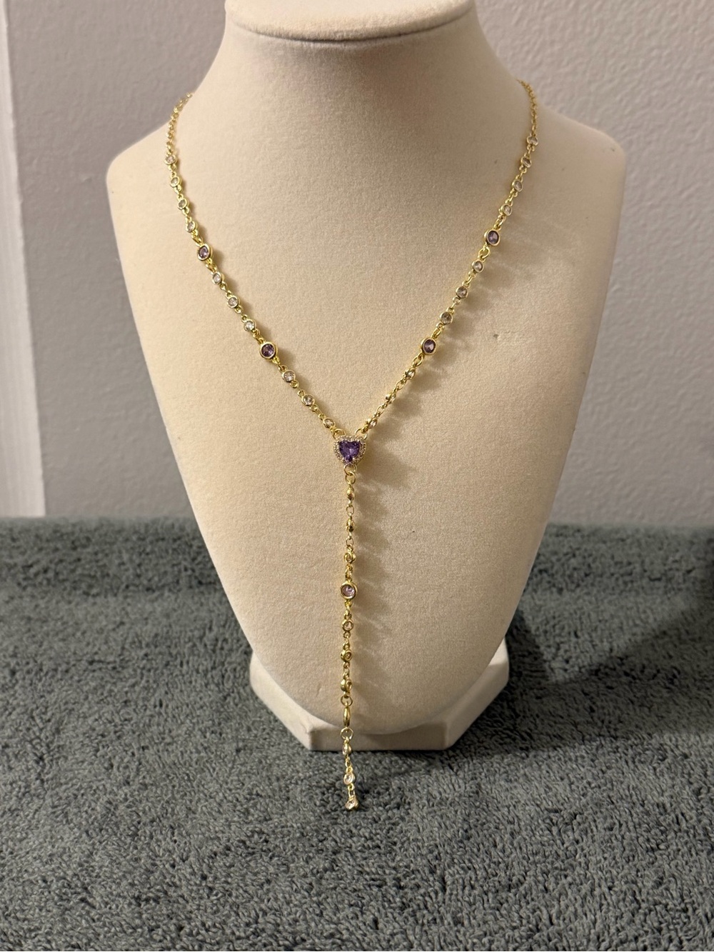 Nox jewel Lariat Necklace with Purple Stones